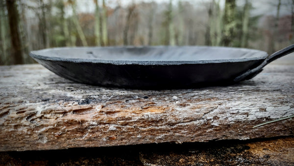 Skillet, Oak Leaf Carbon Steel