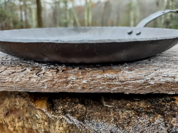 Skillet, Oak Leaf Carbon Steel